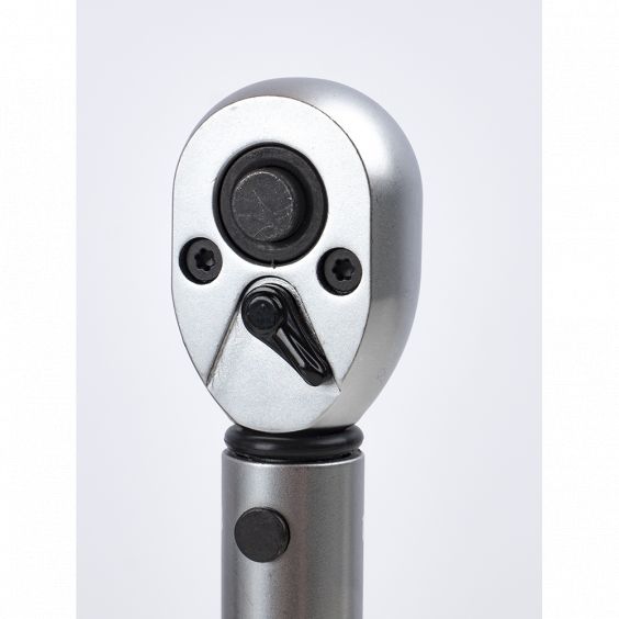 Clé Dynamométrique 2-24 Nm Carré 1/4’’ + 10 embouts FEROCE
